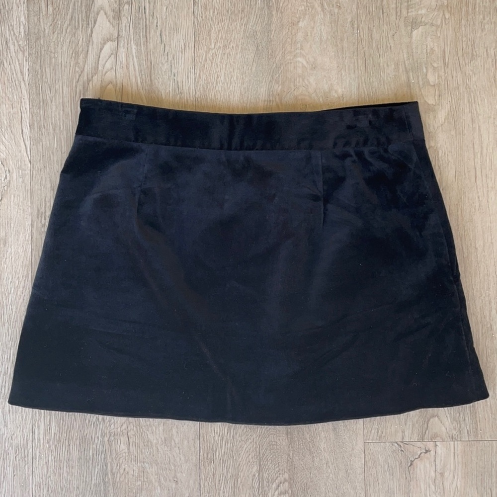 Cute black velvet mini skirt